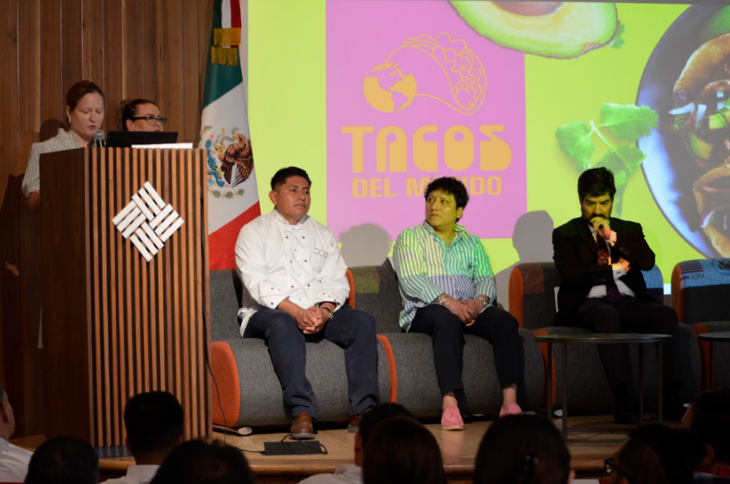 Conversatorio Tacos del Mundo.