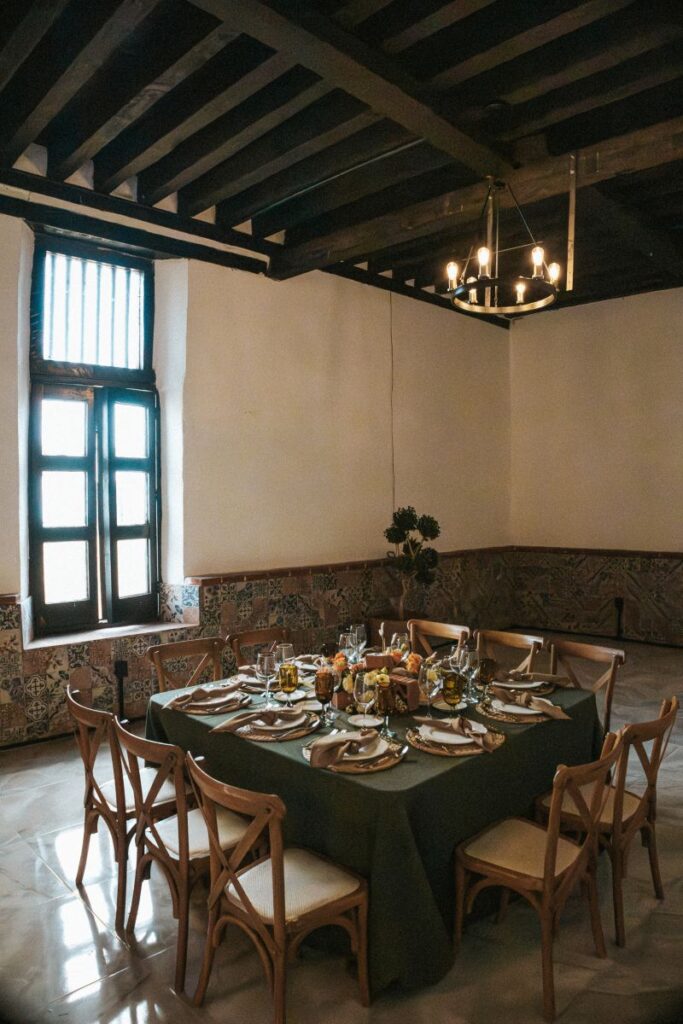 Comedor en Hacienda Tepozontitla. Nanacamilpa, Tlaxcala.