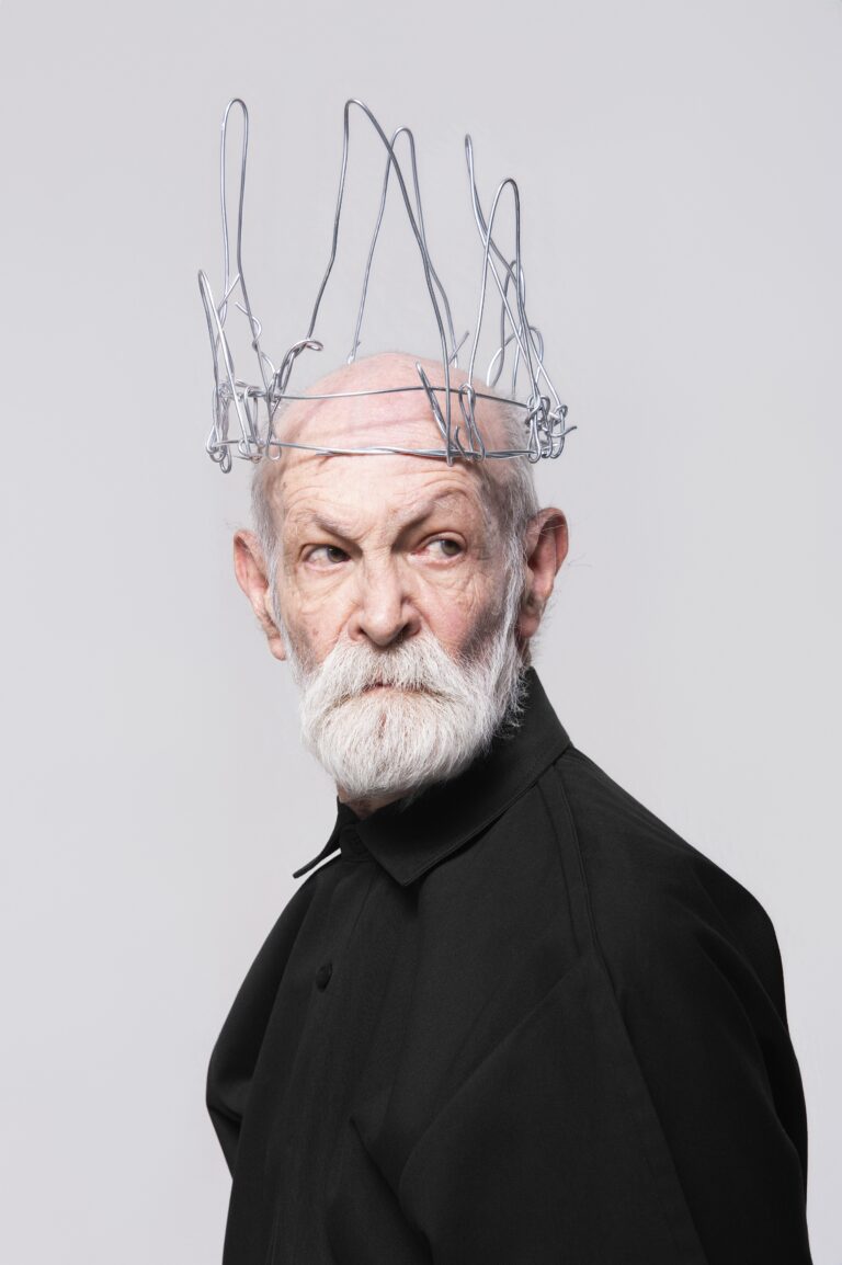 Luis de Tavira.
